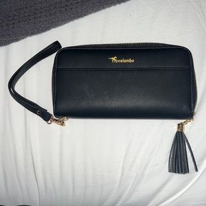 Black wallet